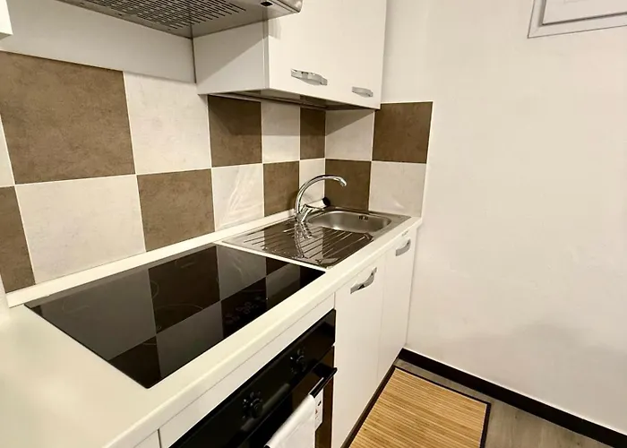 The First Porta Soprana Prione * Genua