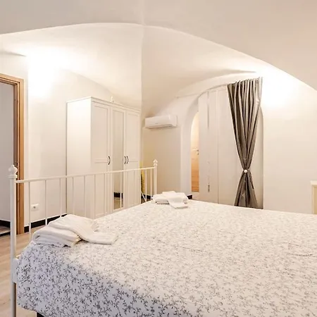 The First Porta Soprana Prione Apartamento *